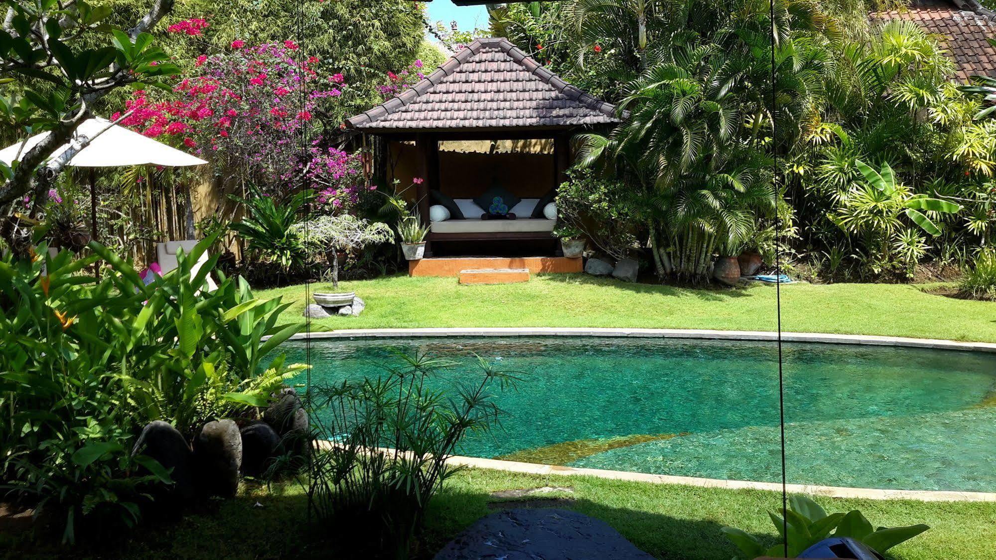 Villa Plawa Asri Seminyak Exterior foto