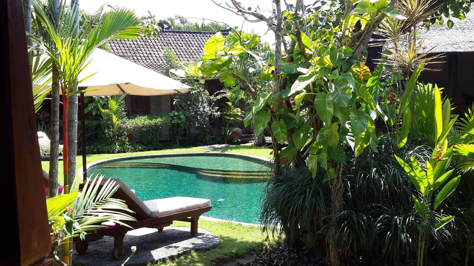 Villa Plawa Asri Seminyak Exterior foto